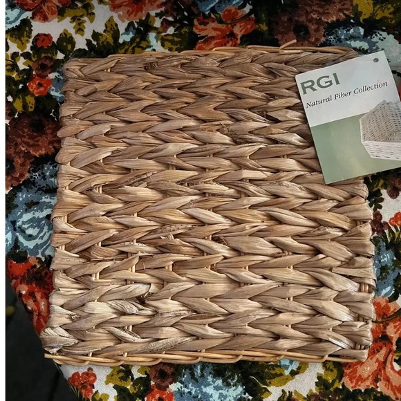 VNTG NWT OS Set of 9 Banana Leaf Woven Trivets, Hot Pads - Picture 2 of 4